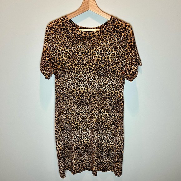 Cheetah/Leopard Print T-Shirt Dress - Picture 2 of 5